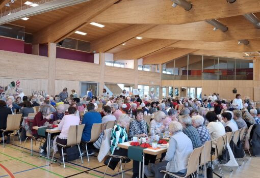 Impressionen einer gelungene Kreisadventsfeier mit Jubiläum zur 10jährigen Fusion des Ortsverein Hochsträß