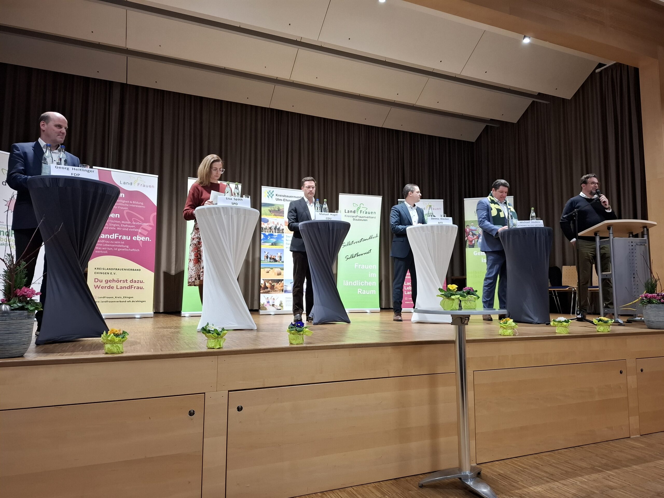 Demokratieabend in Nellingen: LandFrauen zeigen, wie Politik nah am Menschen gelingt